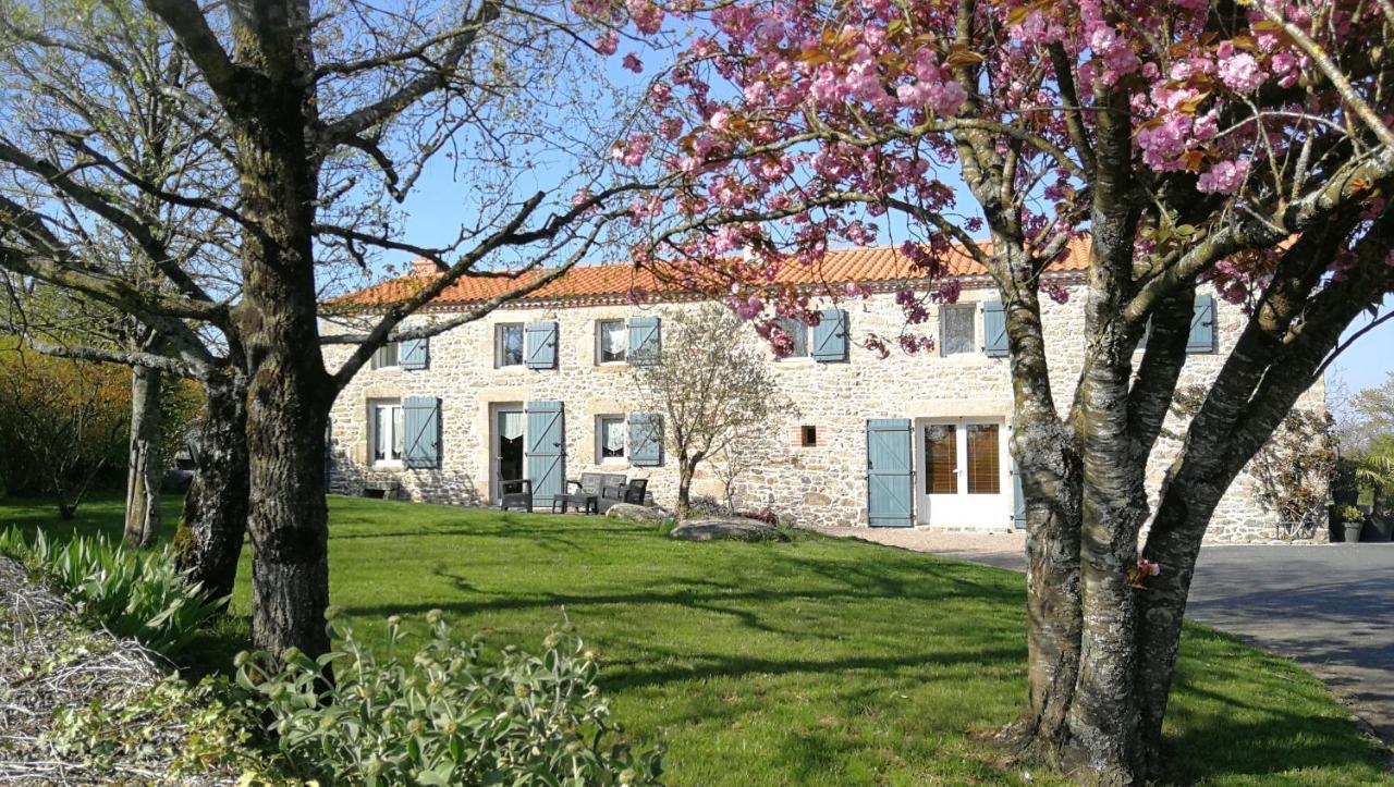 8 Le Chiron De La Roche 85130 Chanverrie La Verrie Bagian luar foto